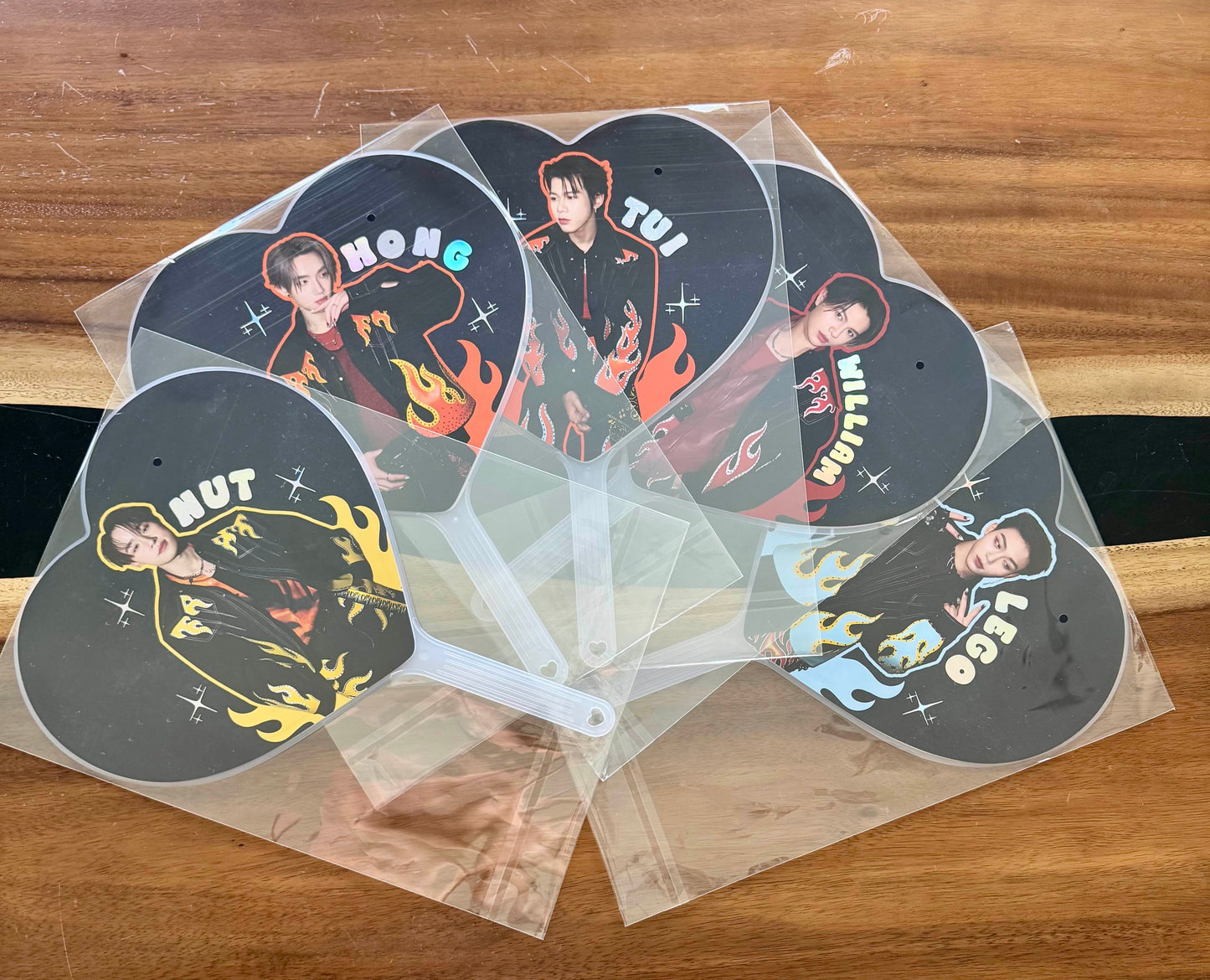 LYKN Heart Pickets