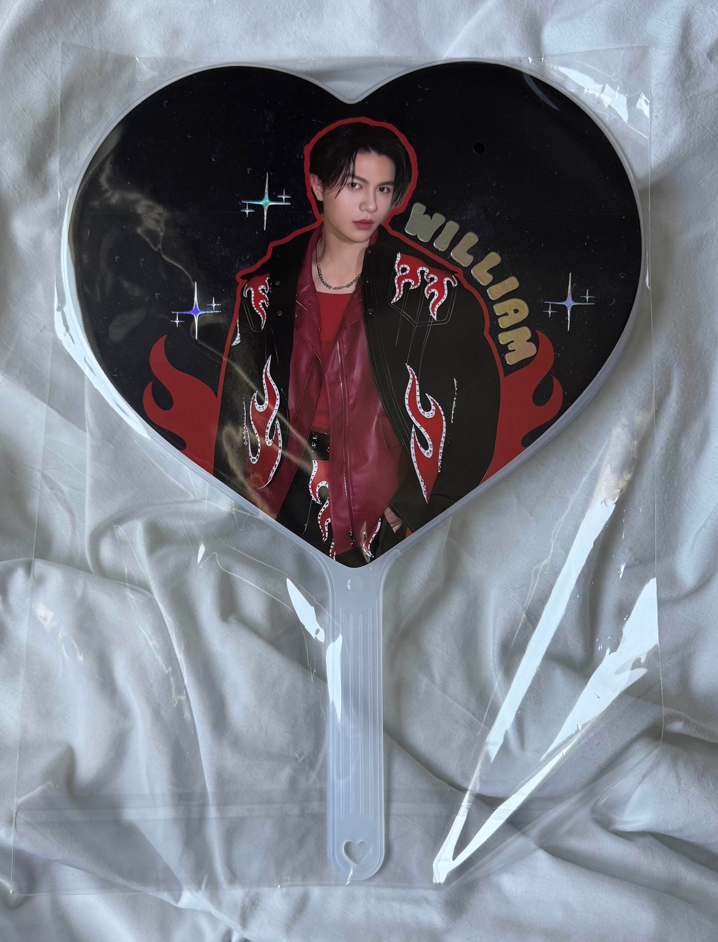 LYKN Heart Pickets